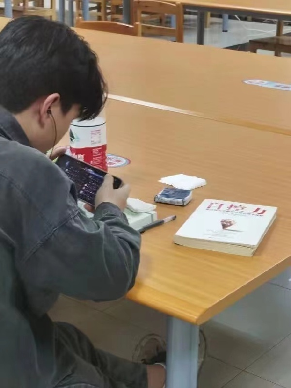 自控力-无聊图社区-休闲娱乐-微看VCAN