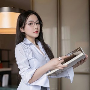社区话题  鱼子酱全部作品-微看VCAN