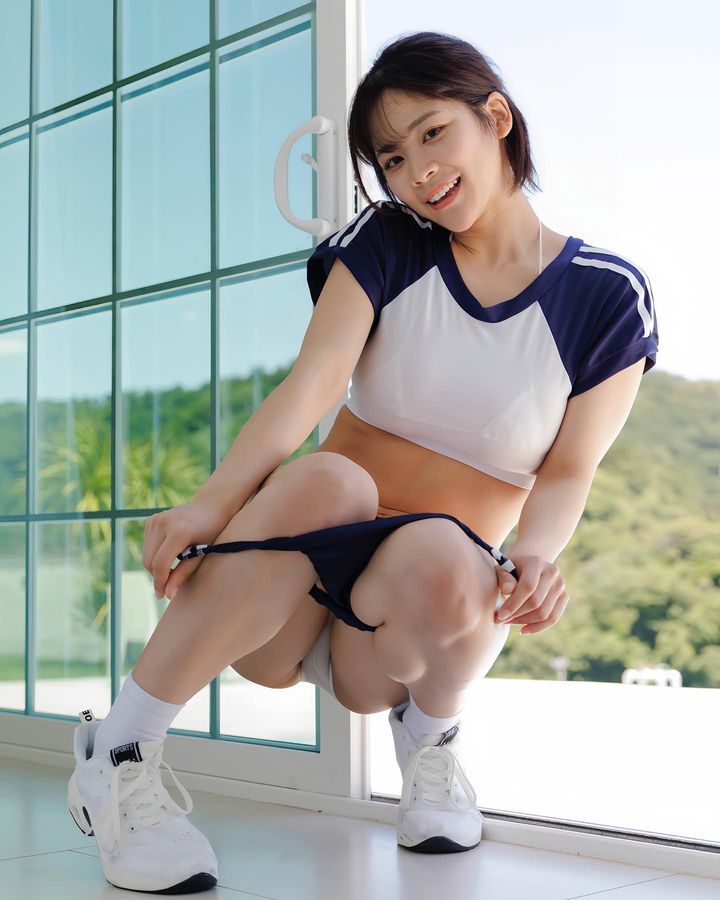 肉长对地方了！ 丰满系美女《苍野杏》每吋肌肤都透露出她的天生丽质！-微看VCAN