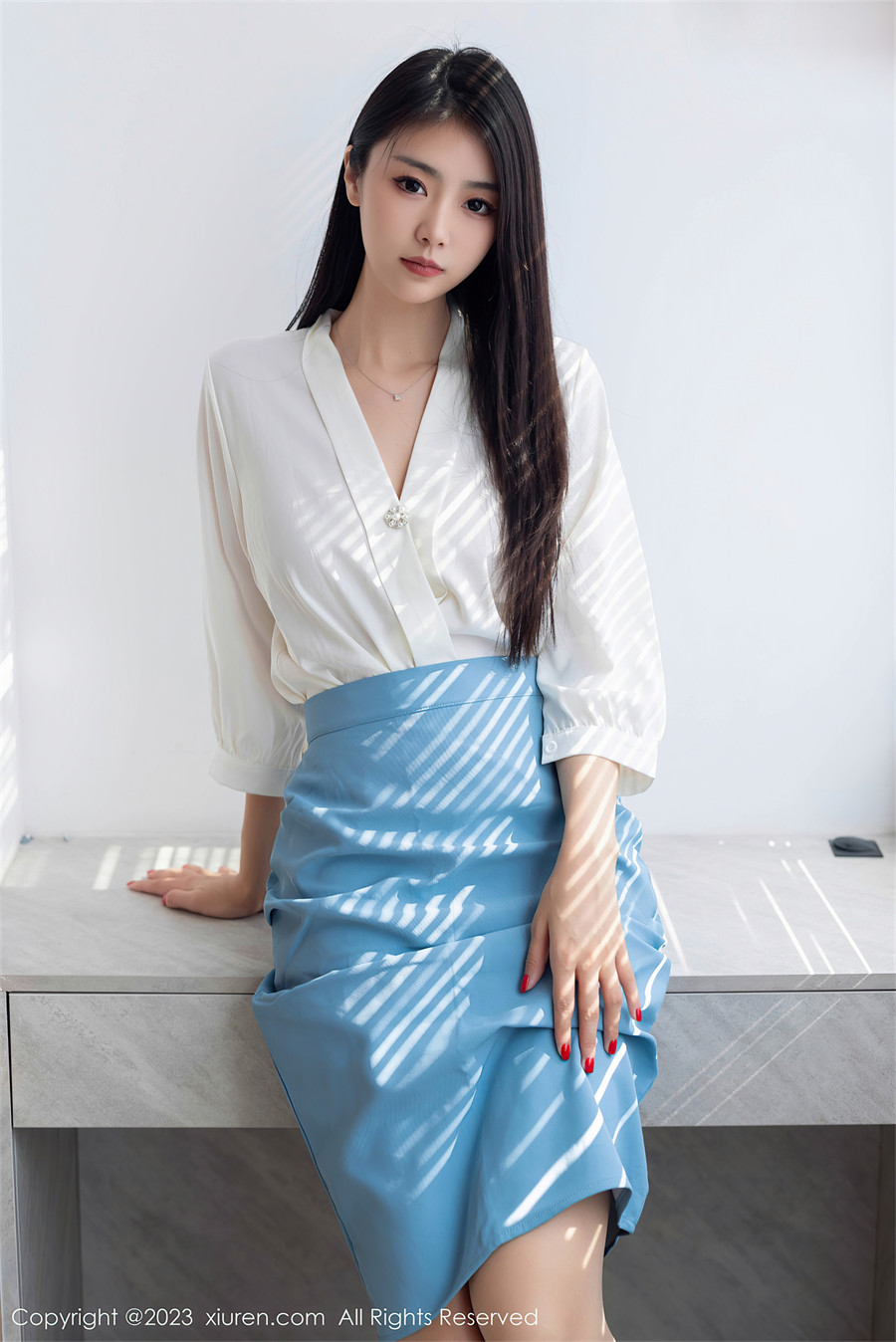 XIUR7314 可樂Vicky-秀人穿搭-XIUR社区-在线看图-微看VCAN